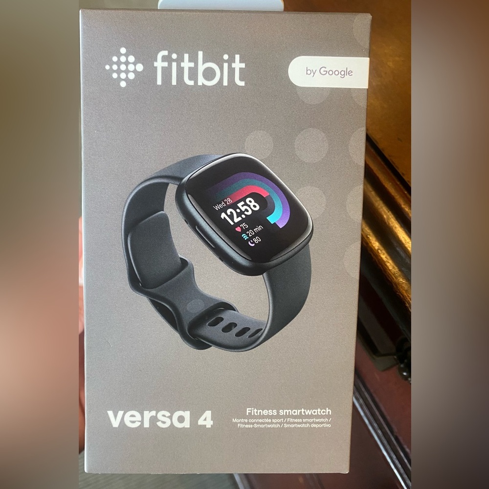 Fitbit Versa 4